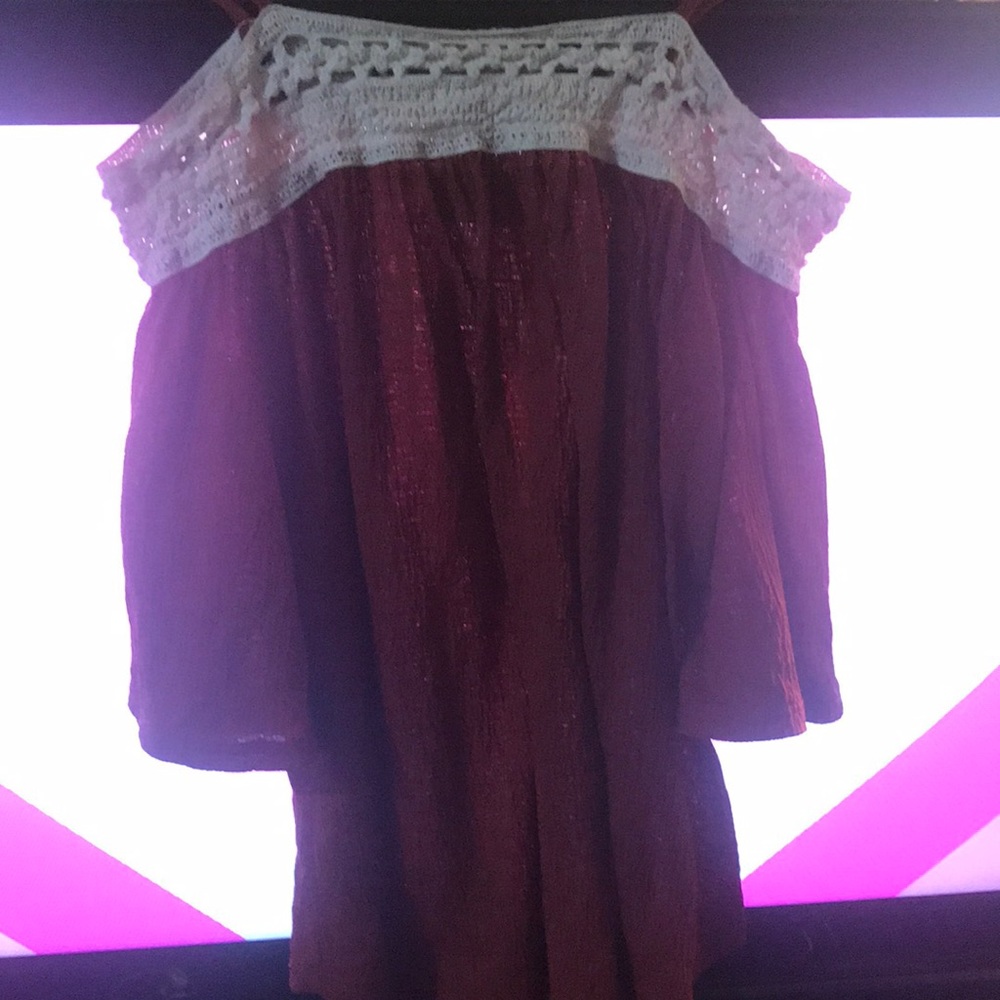 Really cute red top